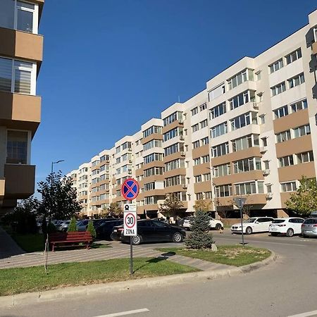 Lovely Bacau 1 Bedroom Apartment Экстерьер фото